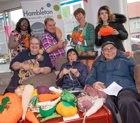 Knitted vegetables pour in for...