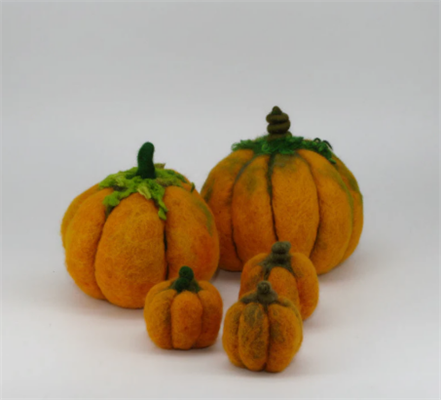 Halloween Pumpkin Needle...