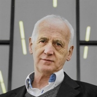 Terry Deary: Actually I'm A Corpse