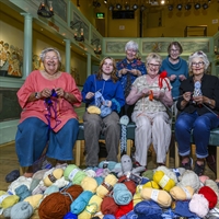 Make a splash: help knit...